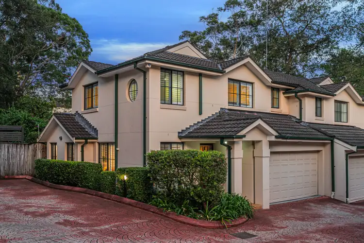 27 Cook Street