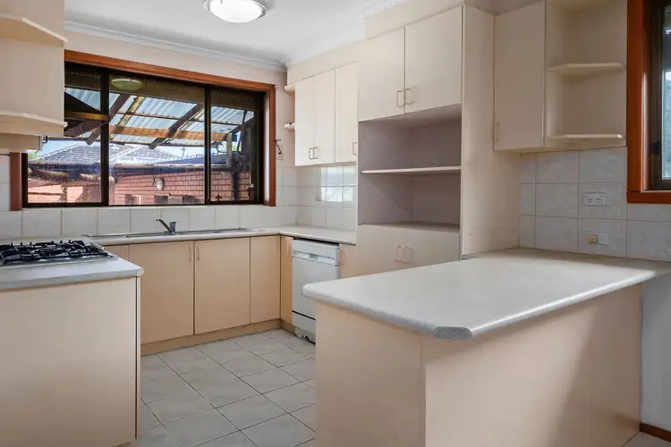 Sixth view of Homely house listing, 2 Northey Close, Thomastown VIC 3074