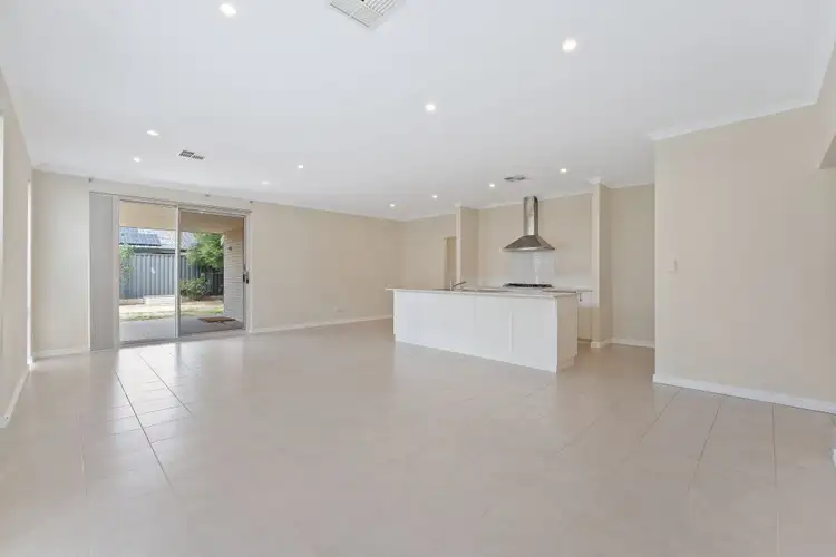 Seventh view of Homely house listing, 6 Larkfield Ridge, Baldivis WA 6171