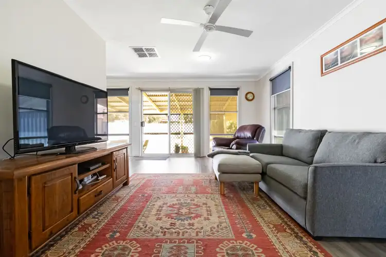 Fifth view of Homely house listing, 2 Ulmarra Place, Mildura VIC 3500