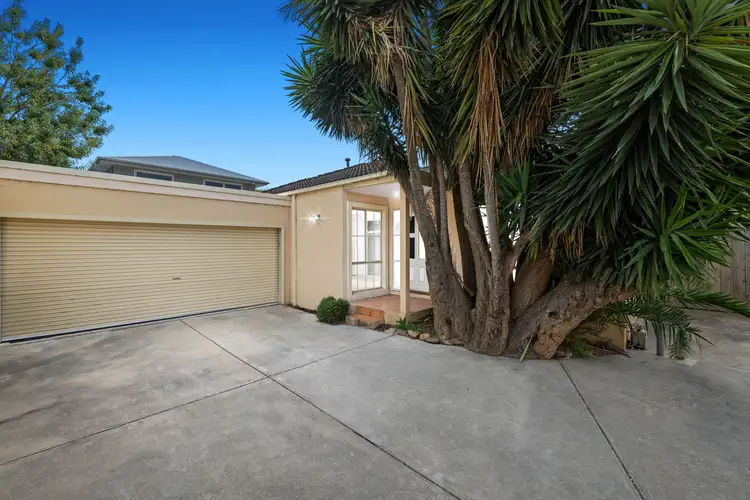Main view of Homely unit listing, 3/28-30 Canberra Street, Carrum VIC 3197