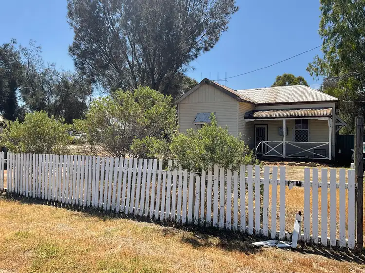 67 Piesse Street, Katanning WA 6317