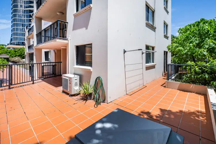 Fifth view of Homely apartment listing, 3/35 Britannia Avenue, Broadbeach QLD 4218