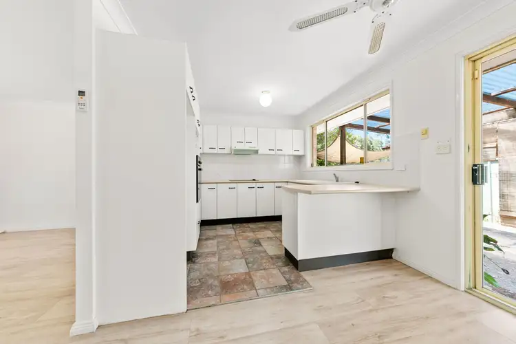 Second view of Homely house listing, 2/11 Twin Lakes Drive, Lake Haven NSW 2263