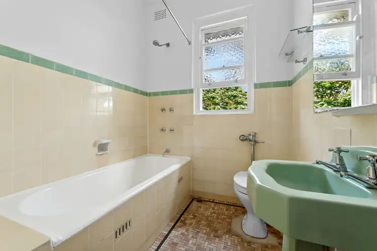 Sixth view of Homely apartment listing, 11/102 Curlewis Street, Bondi Beach NSW 2026