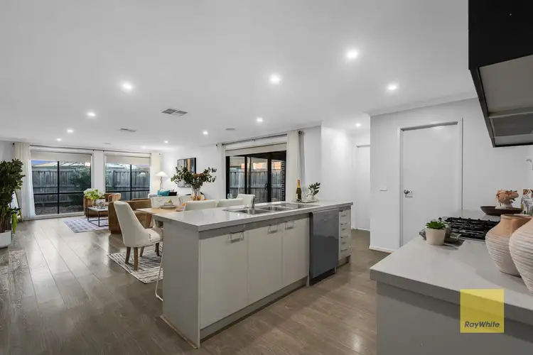 Sixth view of Homely house listing, 5 Shalimar Way, Truganina VIC 3029