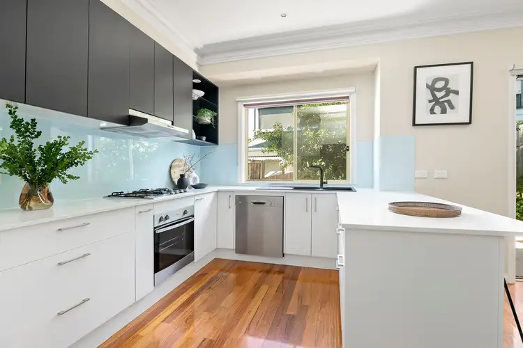 Fifth view of Homely unit listing, 2/6 Austin Crescent, Pascoe Vale VIC 3044