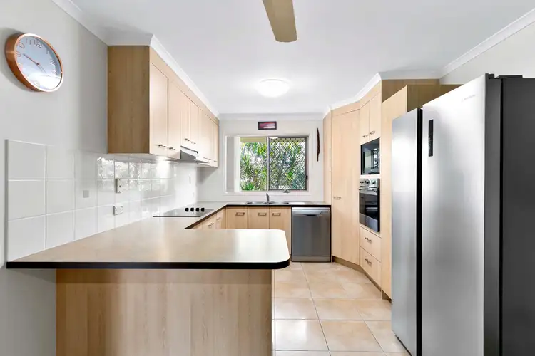 Second view of Homely house listing, 3 Lambour Court, Point Vernon QLD 4655