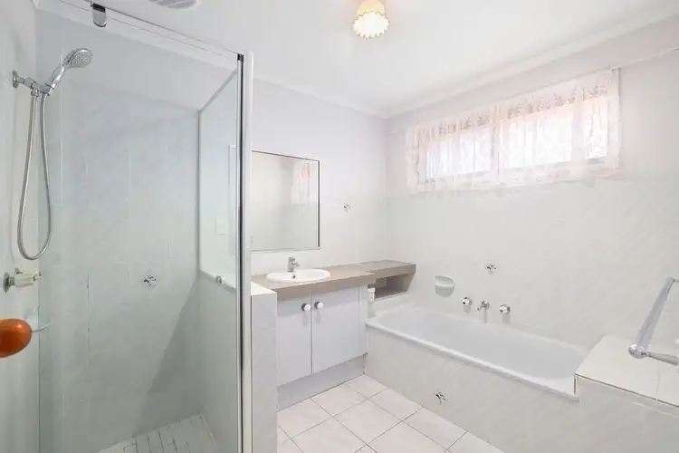 Fourth view of Homely house listing, 1/6 Jacqueline Close, Werribee VIC 3030
