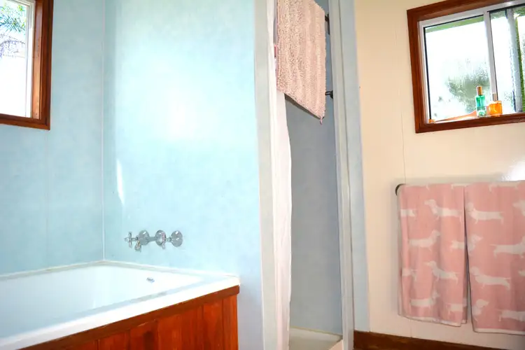 Fifth view of Homely house listing, 62 Thistle Street, Blackall QLD 4472