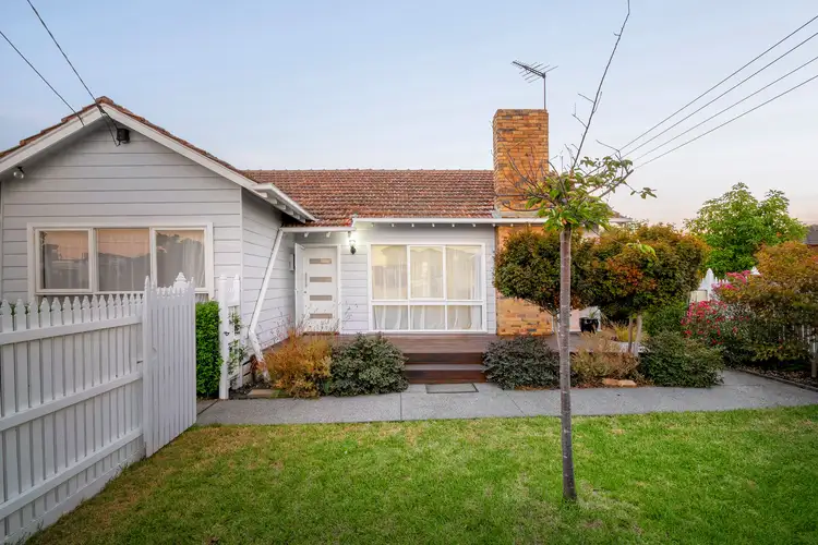 19 William Street, Glenroy VIC 3046