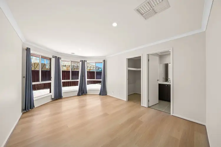 Third view of Homely house listing, 7 Cronulla Way, Taylors Hill VIC 3037