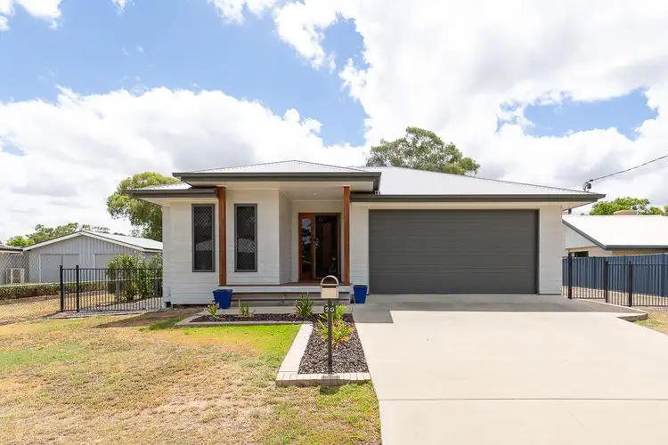20 Wright Street, Roma QLD 4455