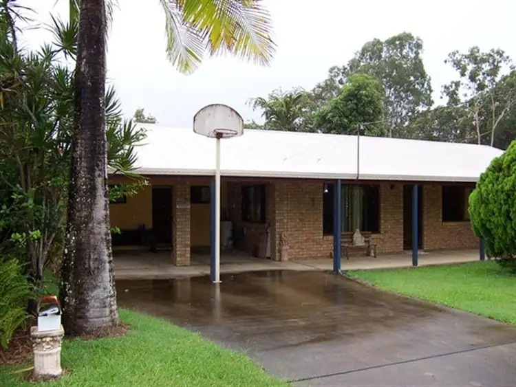18 Elizabeth St, Cooran QLD