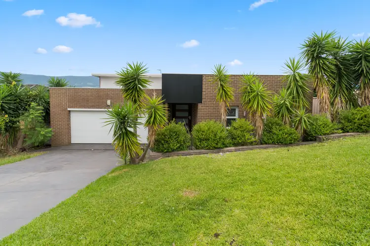 14 Carlyle Close