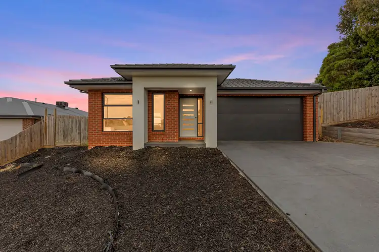 6 Shannon Court, Drouin VIC 3818