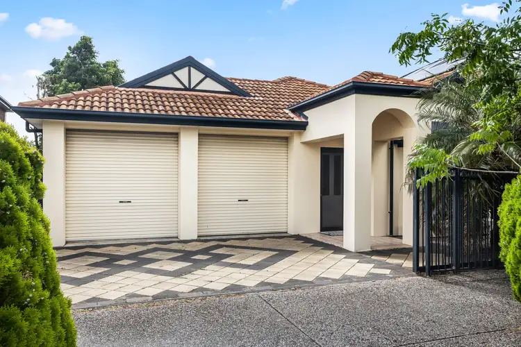 9 Maquarie Street