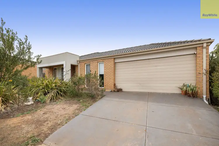 11 Dogherty Court, Maddingley VIC 3340