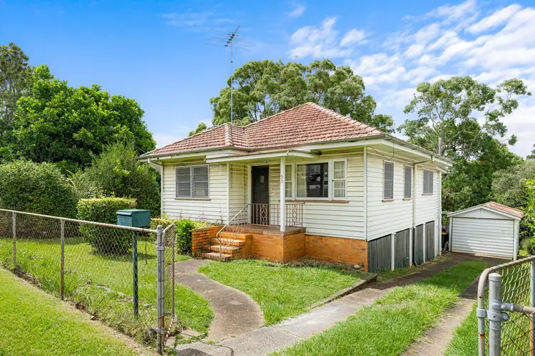 93 Creek Road, Mount Gravatt East QLD 4122
