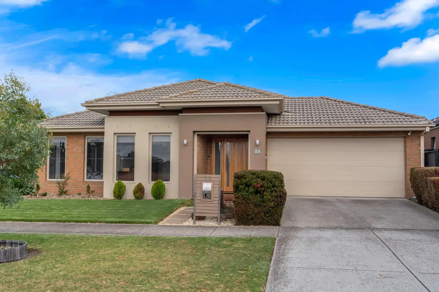 Main view of Homely house listing, 33 Riverway View, Craigieburn VIC 3064