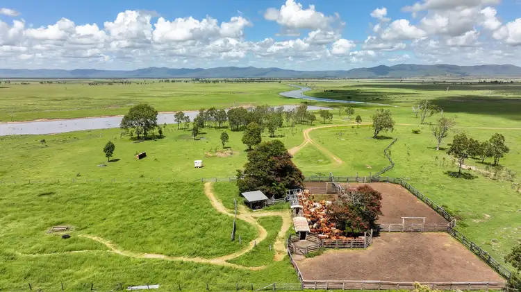 "Fishpond" Casuarina Road, Midgee QLD 4702