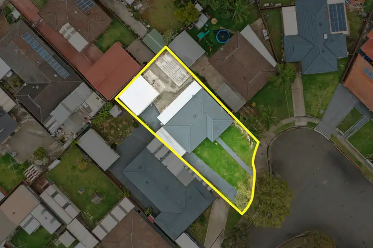 Second view of Homely house listing, 5 Harah Close, Bonnyrigg NSW 2177