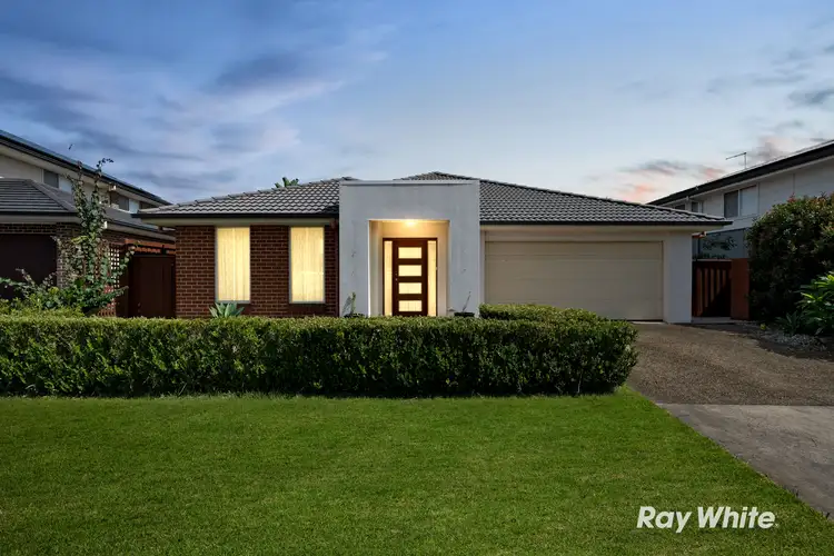 14 Burringoa Crescent