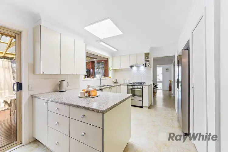 Fifth view of Homely house listing, 3 Isaac Smith Crescent, Endeavour Hills VIC 3802