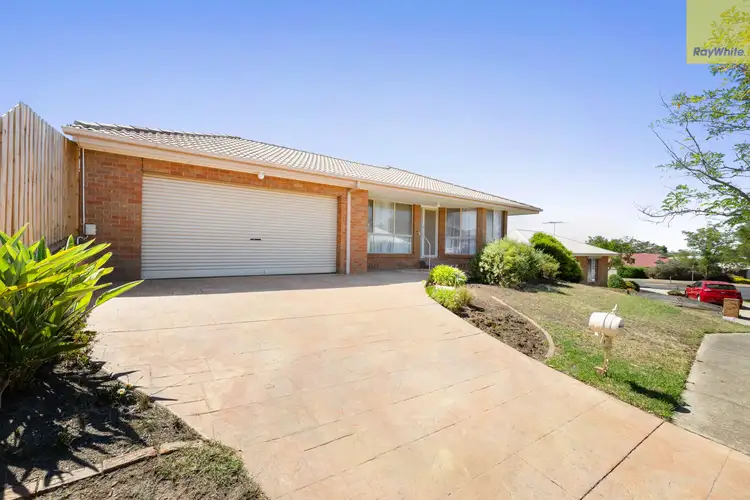 Second view of Homely house listing, 4 Kyle Way, Bacchus Marsh VIC 3340