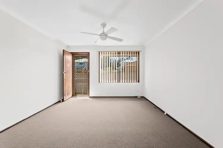 Third view of Homely house listing, 2/12 Miller Street, Oak Flats NSW 2529