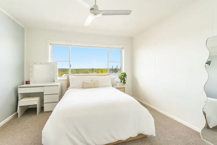 Sixth view of Homely unit listing, 2/5 Beach Street, Yamba NSW 2464