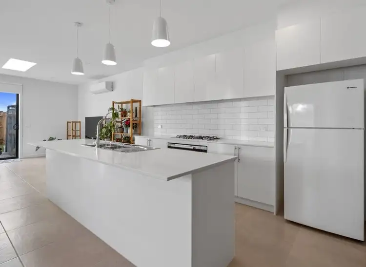 Fifth view of Homely house listing, 25 Kenna Drive, Lalor VIC 3075