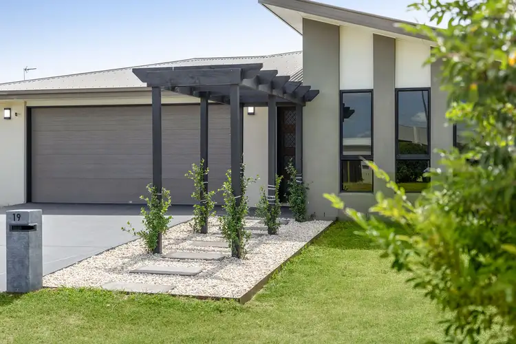 19 Tarcoola Street, Wyreema QLD 4352