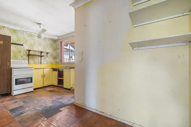 Sixth view of Homely house listing, 7 Erin Avenue, Berkeley Vale NSW 2261