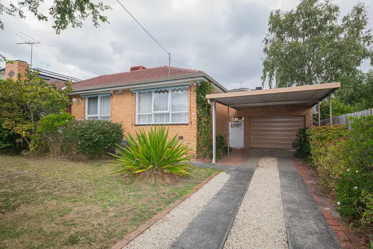 9 Orloff Court