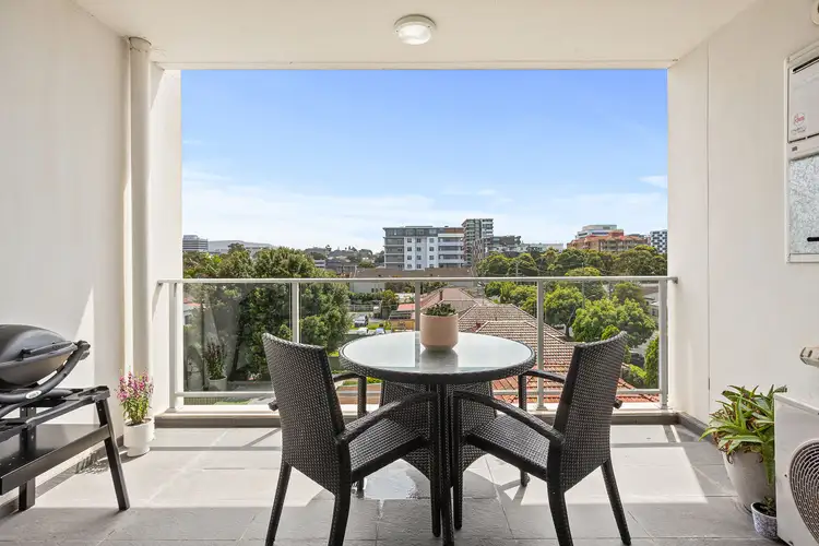 Third view of Homely apartment listing, 18/130 Kembla Street, Wollongong NSW 2500