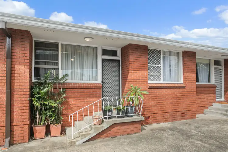 4/2 Montague Street, Fairy Meadow NSW 2519