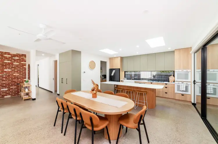 Third view of Homely house listing, 6 De Lemos Court, Warrnambool VIC 3280
