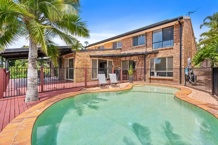 16 Palona Place