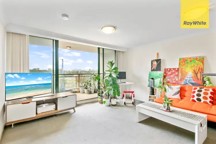 32 Hassall Street