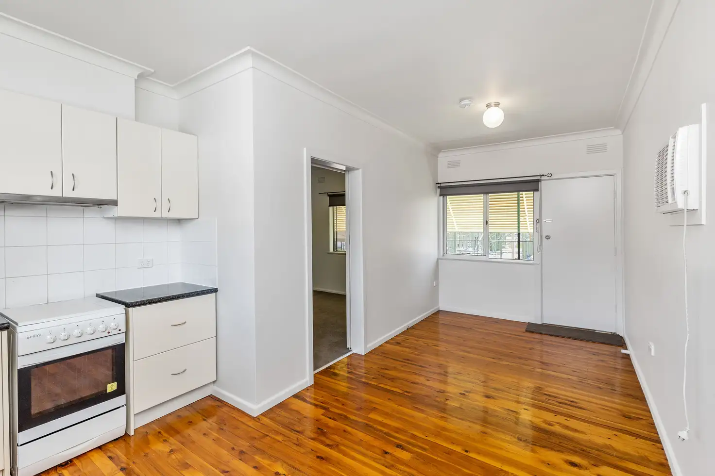 Main view of Homely unit listing, 2/47 Spring Street, Wagga Wagga NSW 2650