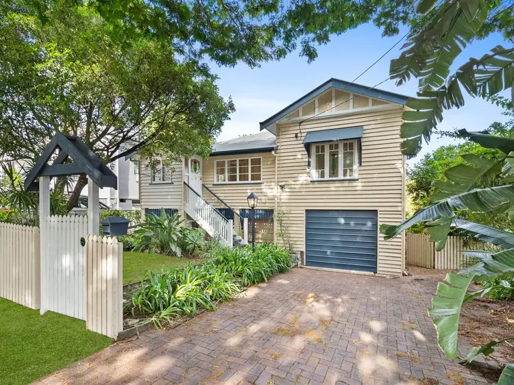 16 Stephens Street, Annerley QLD 4103