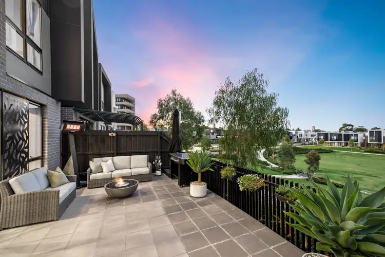 Main view of Homely house listing, 25 Northcote Circuit, Burwood East VIC 3151