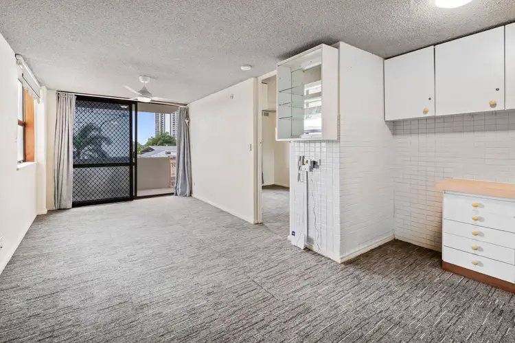 40/3049 Surfers Paradise Boulevard, Surfers Paradise QLD 4217