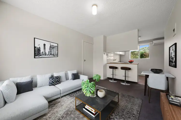 1/10 Irvine Street, Watson ACT 2602