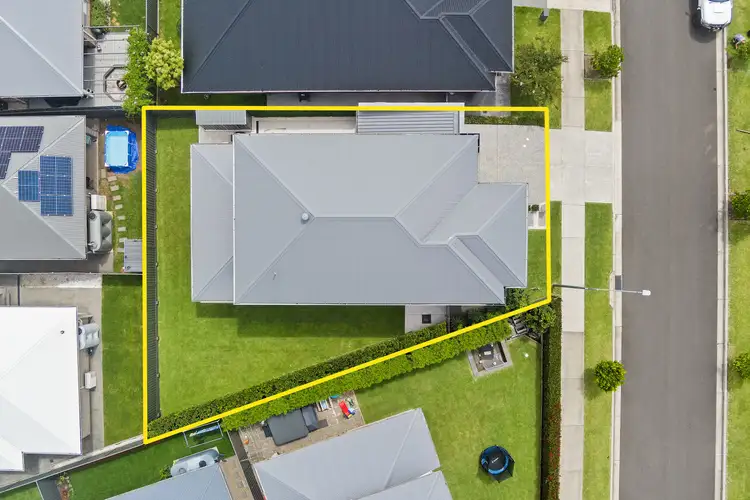 20 Pony Drive, Calderwood NSW 2527