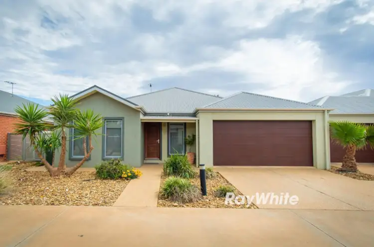 6 John Monash Boulevard