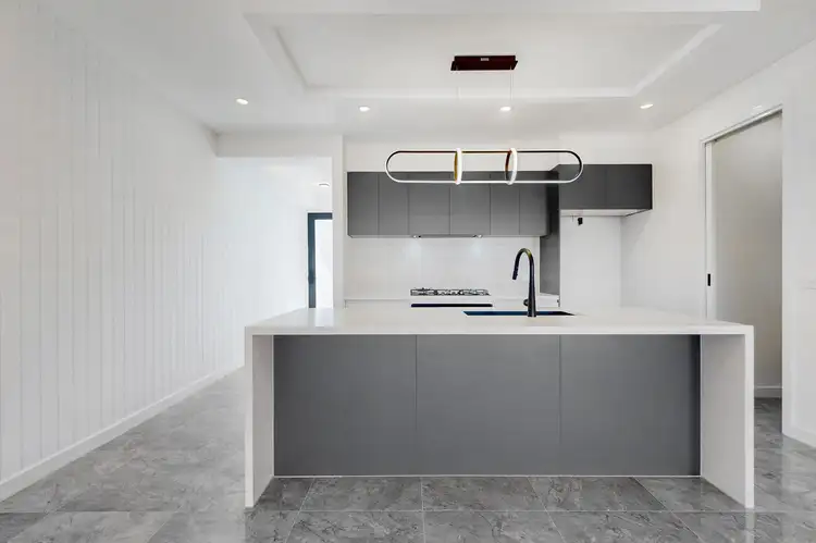 7 Huntingtower Avenue, Mickleham VIC 3064