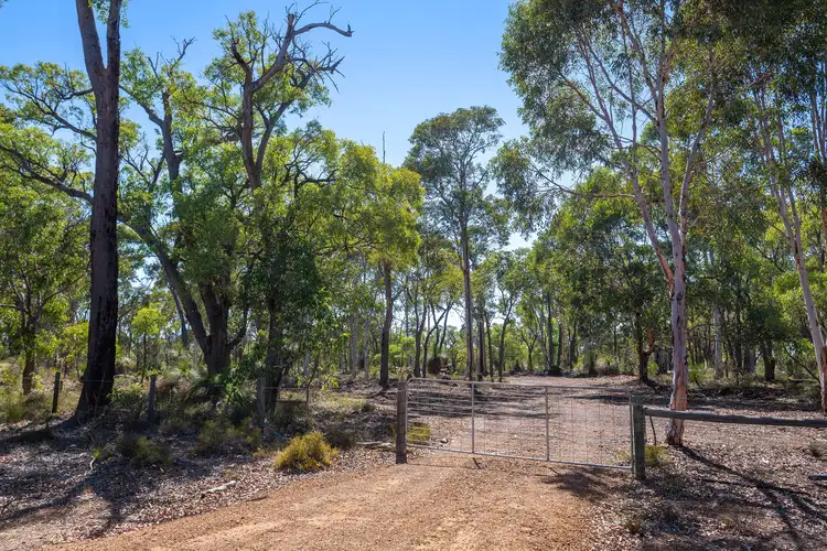 94 Holstein Loop, Lower Chittering WA 6084