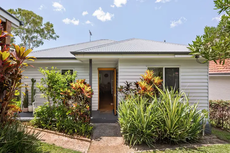 18 Kuranda Street, Balmoral QLD 4171